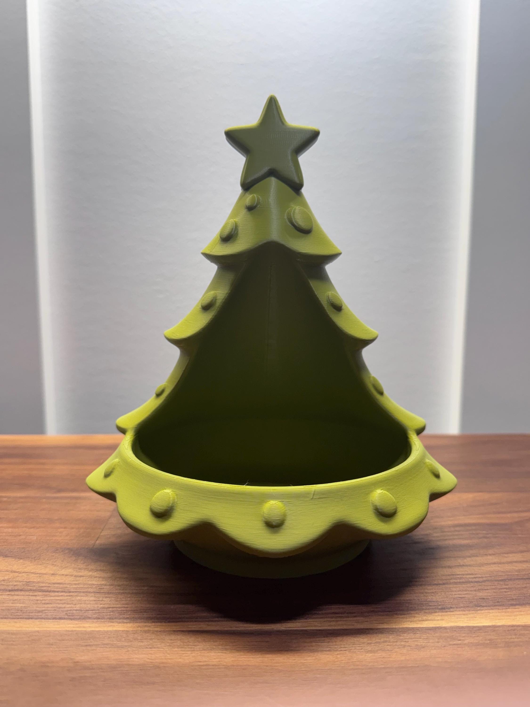 Hermit Crab Christmas Tree Food & Foraging Dish | Hide