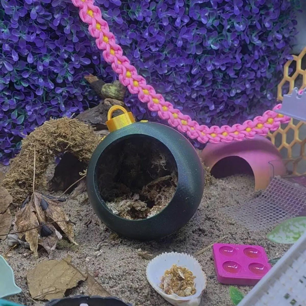 3D Printed Christmas Ornament Hermit Crab Hideout